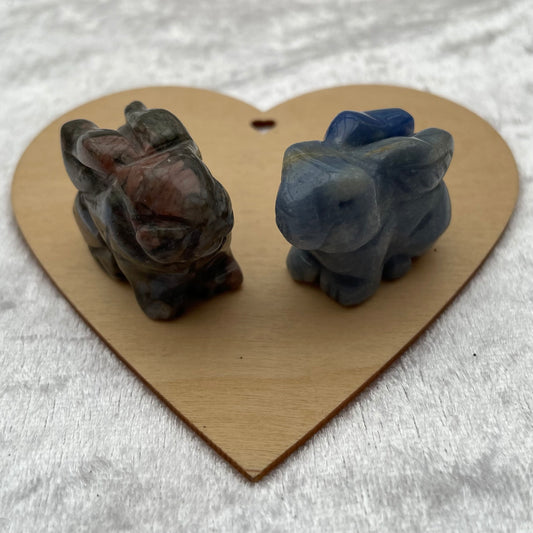 Que Sera and Blue Quartz Bunny Rabbit Carvings