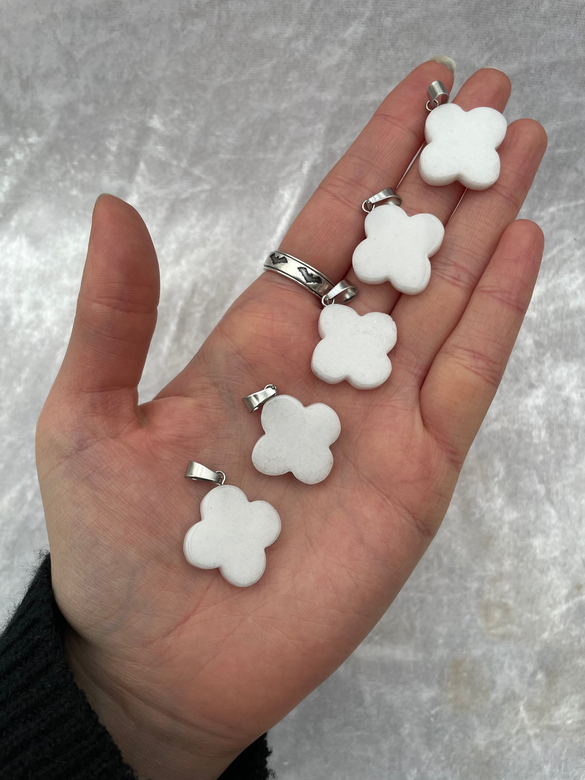 White Agate Flower Pendants