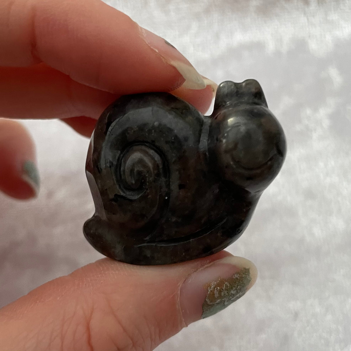 Mini Yooperlite Snail Carving
