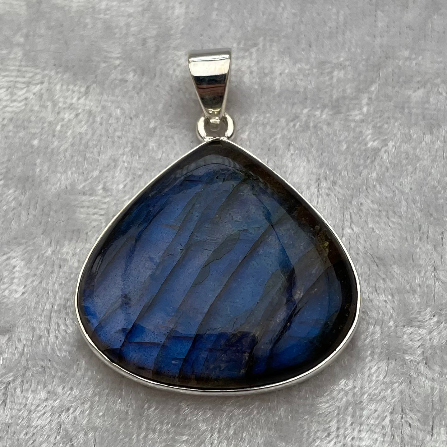 Labradorite Pendant