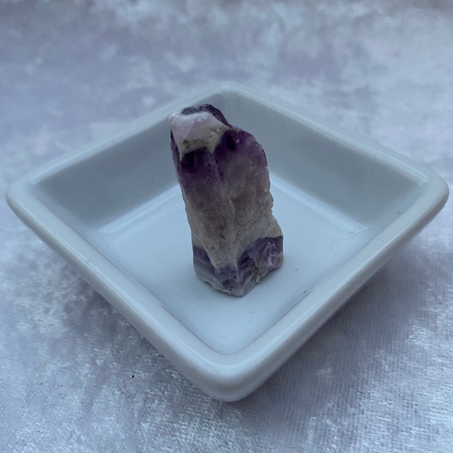 Mini rough Chevron Amethyst freeform