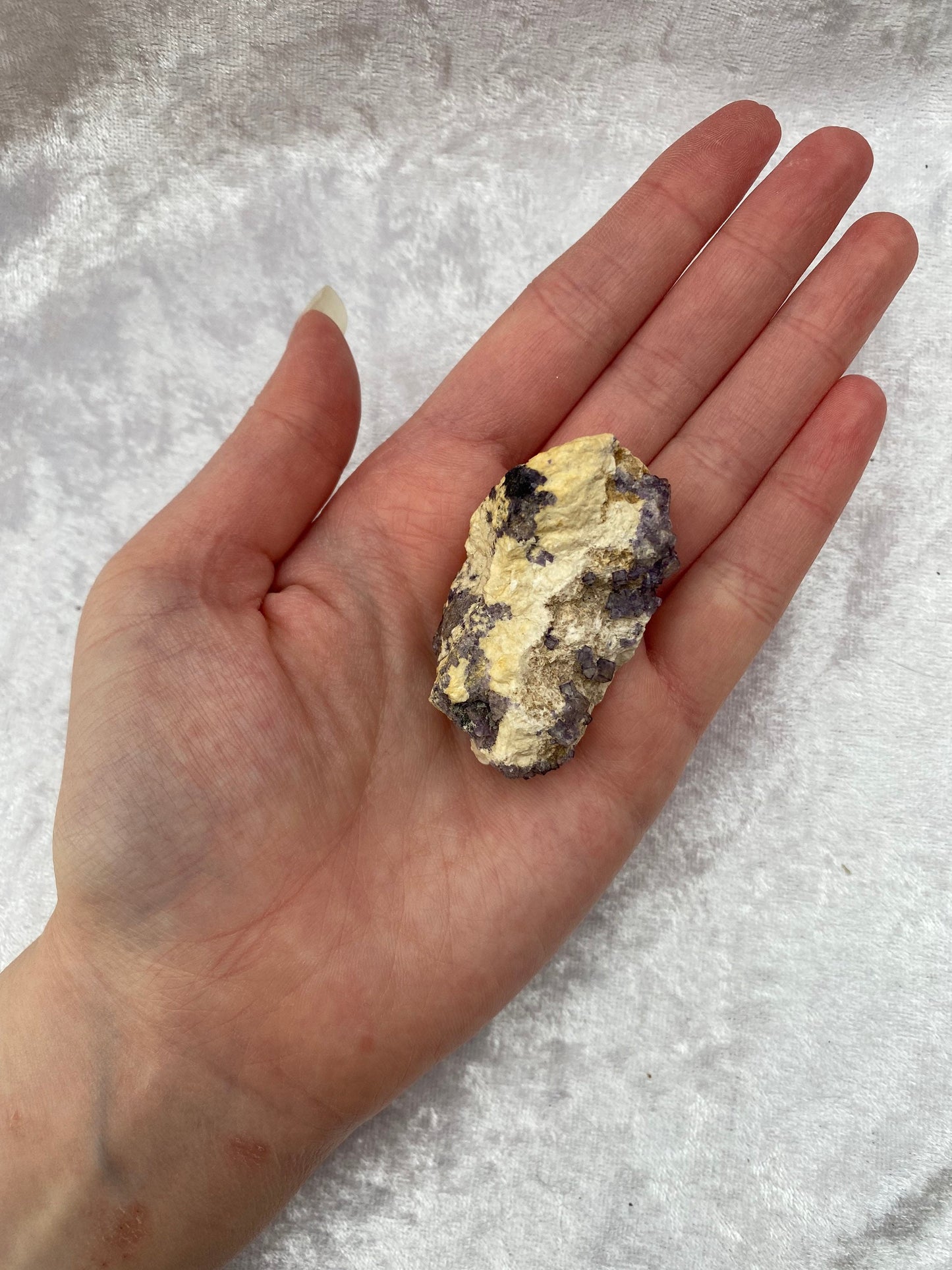 UV reactive British Blue Fluorite