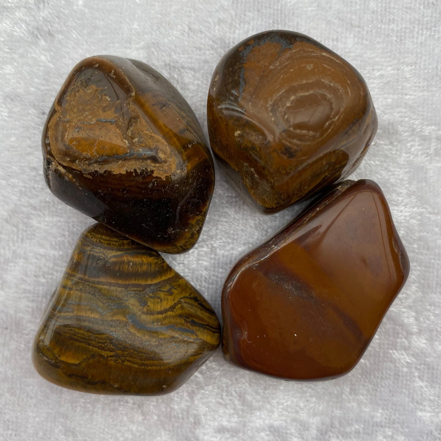 Large Tigers Eye tumblestones
