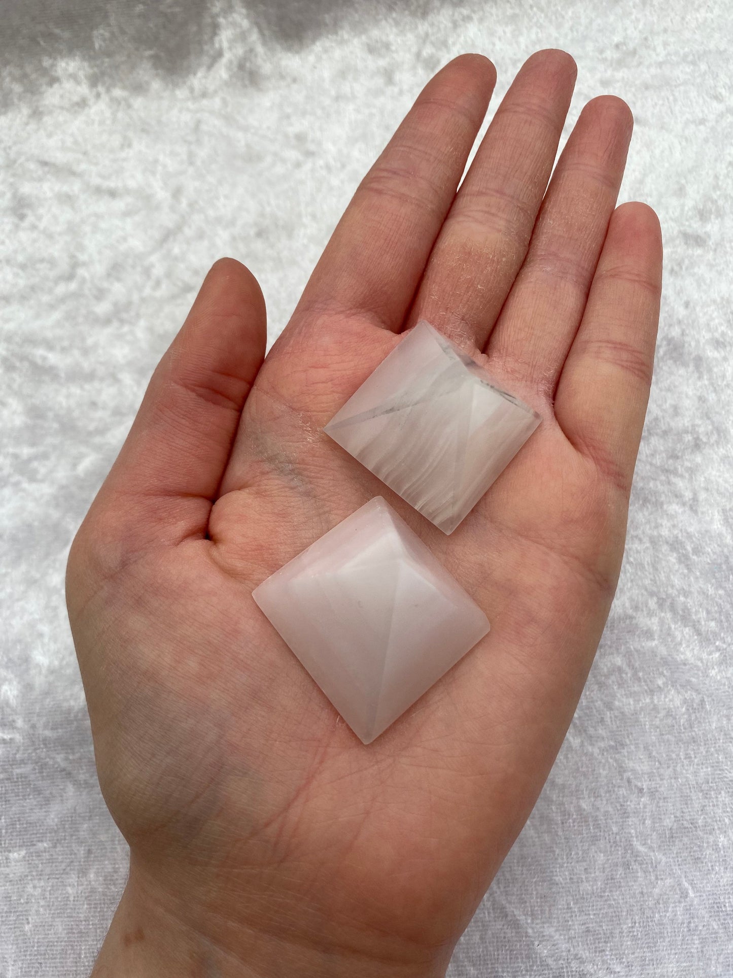 Mangano Calcite pyramids