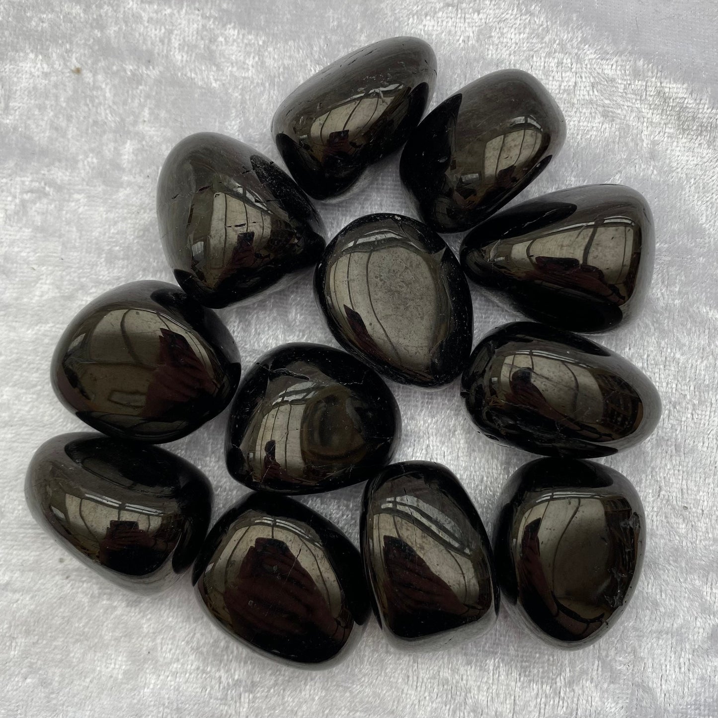 Jet tumblestones