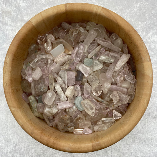 Tumbled Kunzite chips