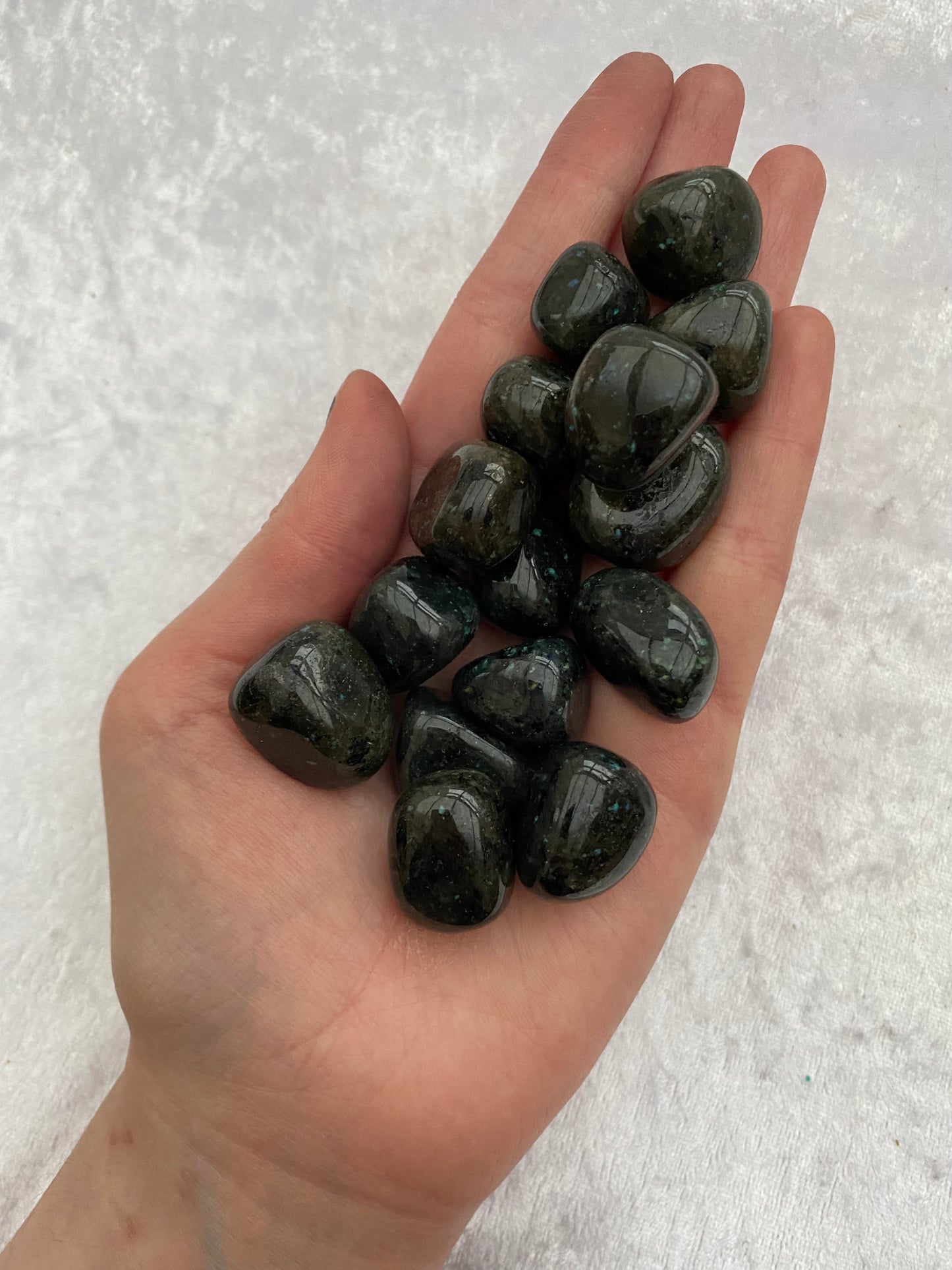 Micro Labradorite tumblestones