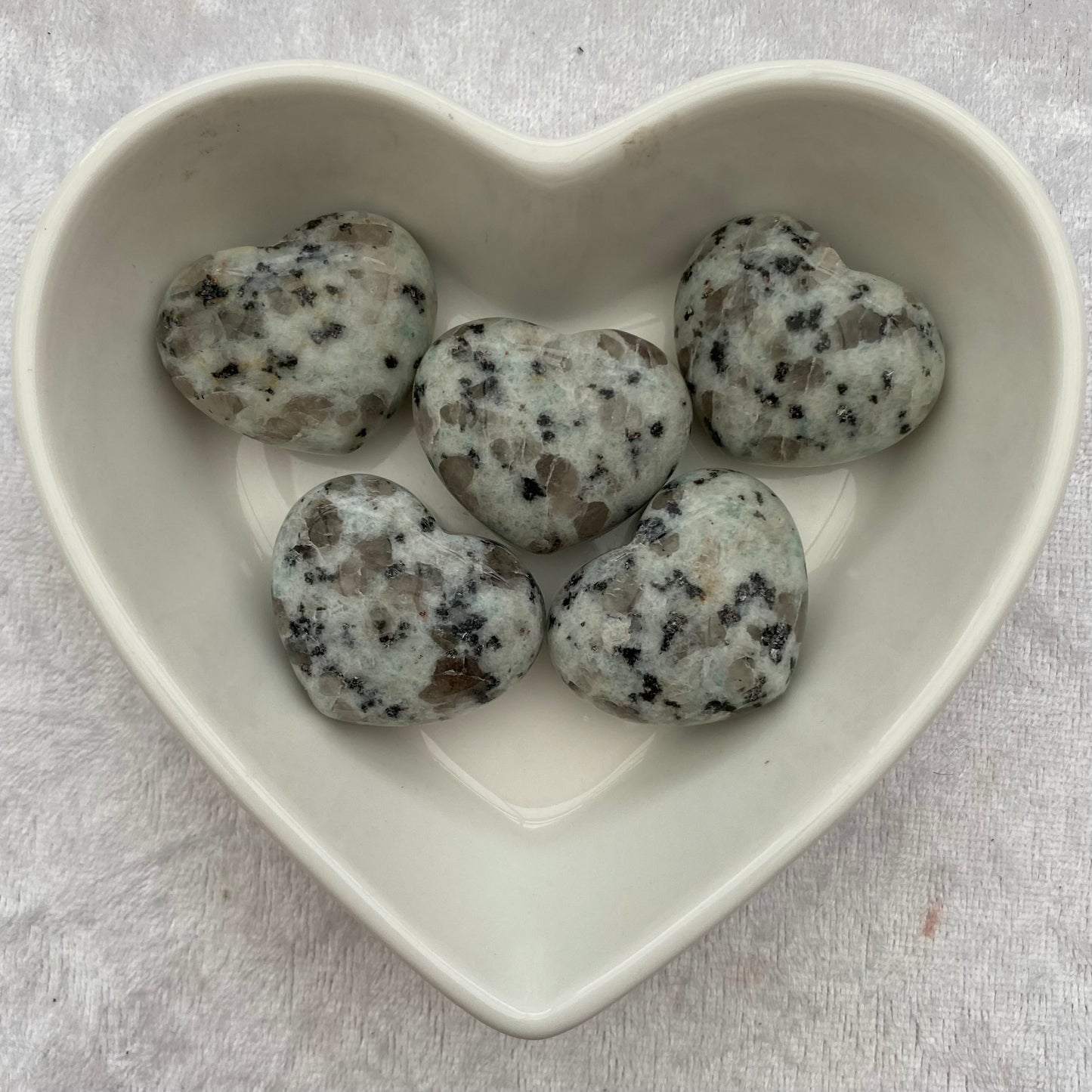 Kiwi Jasper mini hearts