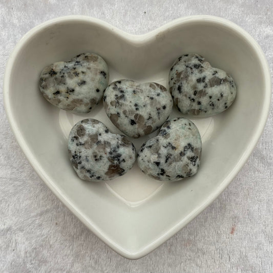 Kiwi Jasper mini hearts