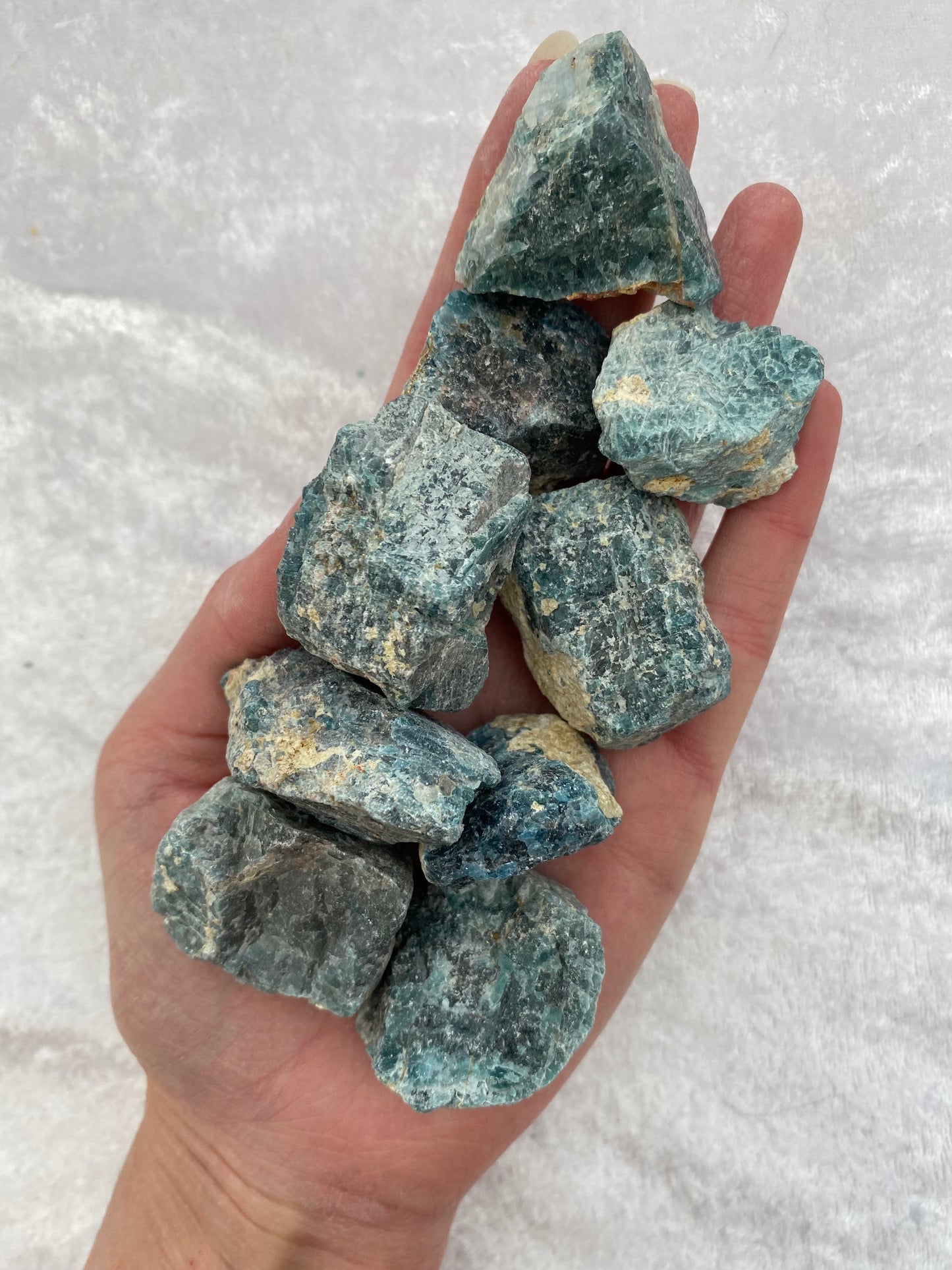 Rough Apatite chunks