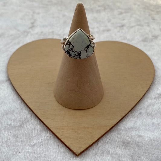 White Wild Horse Turquoise ring
