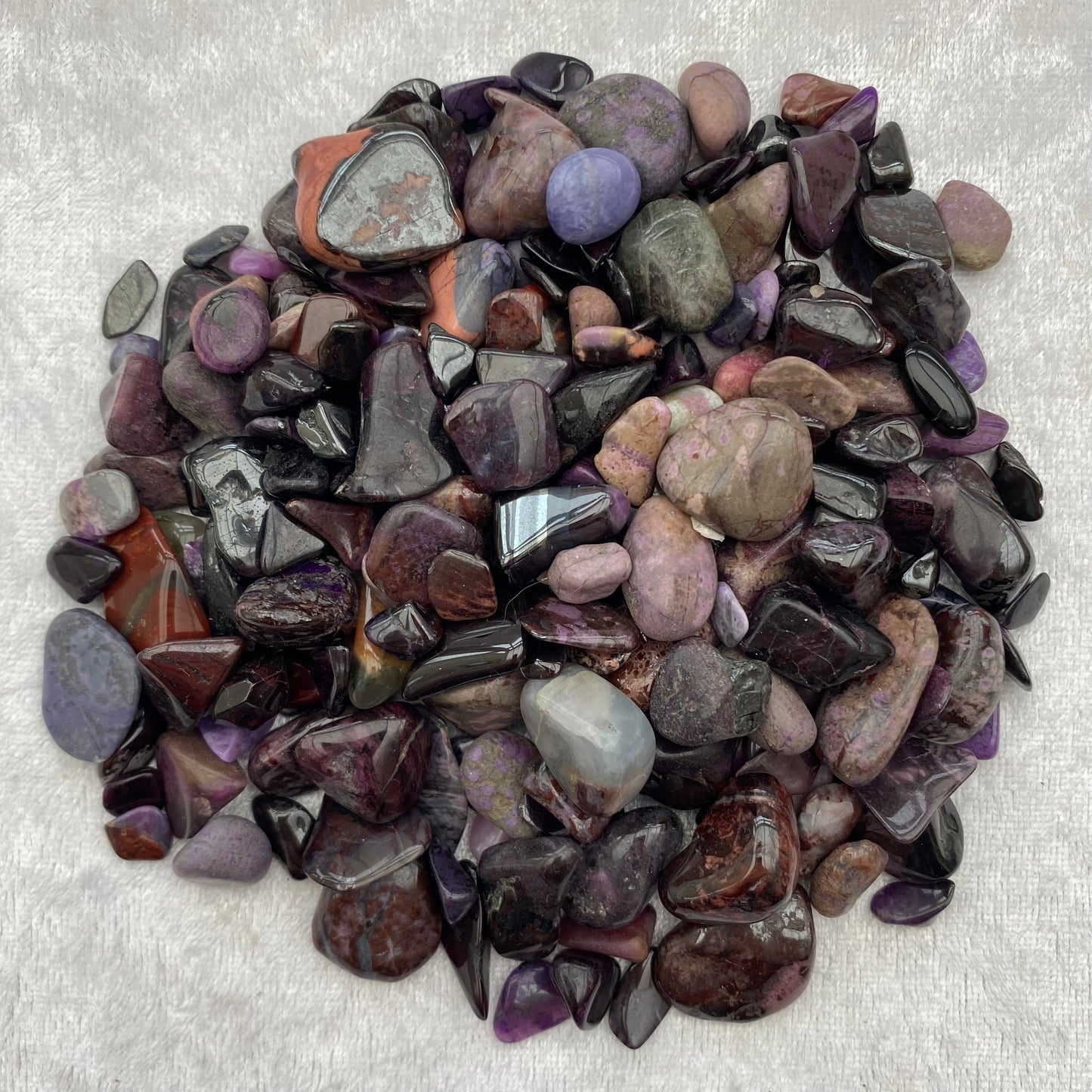 Tumbled Sugilite chips