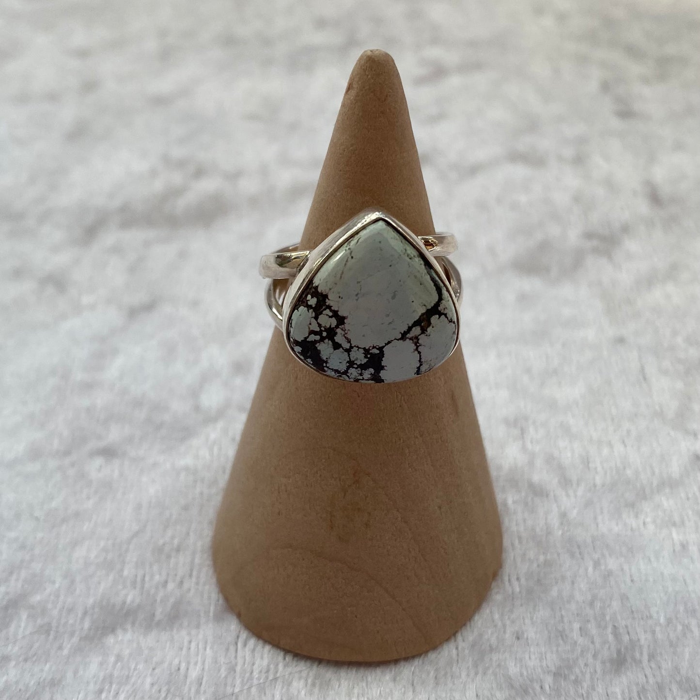 White Wild Horse Turquoise ring