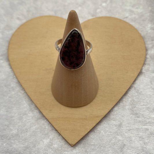 Rhodonite ring