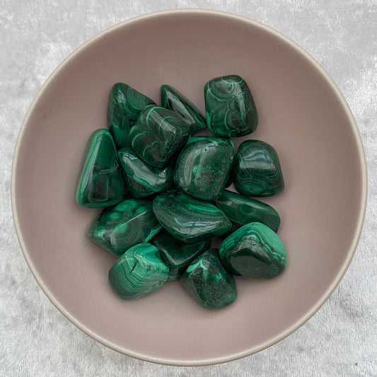 Malachite tumblestones