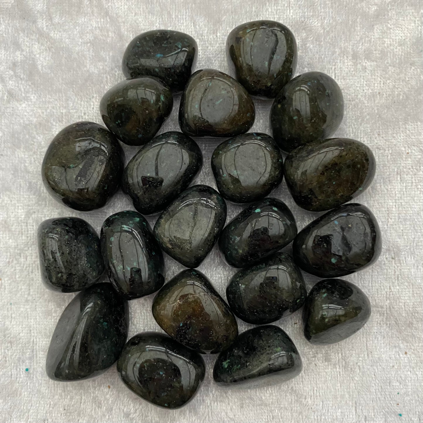 Micro Labradorite tumblestones