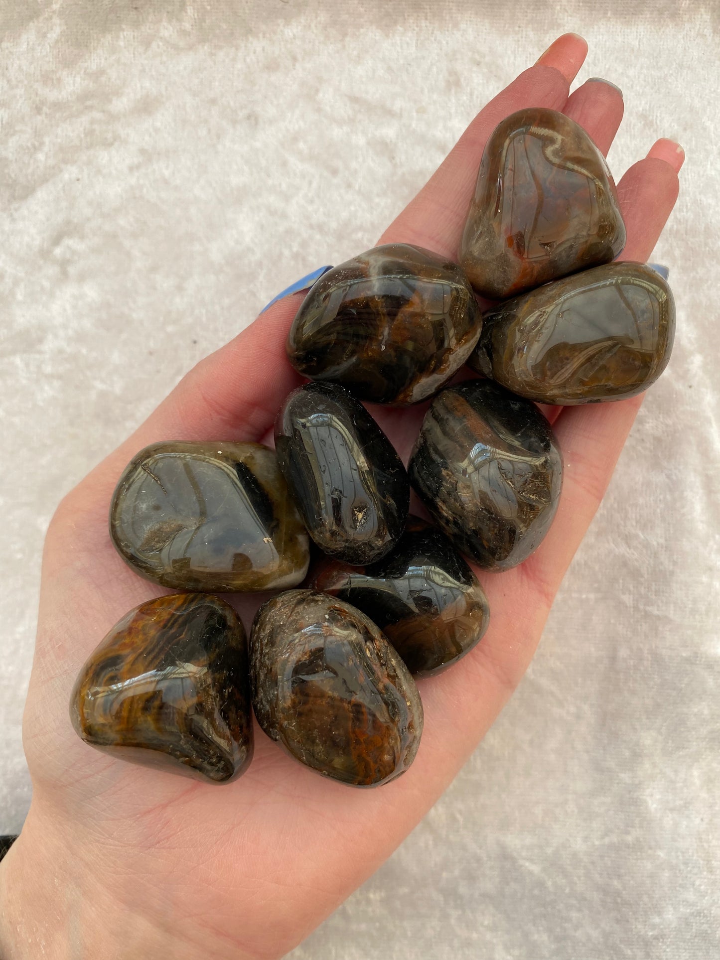 Large Spearite tumblestones