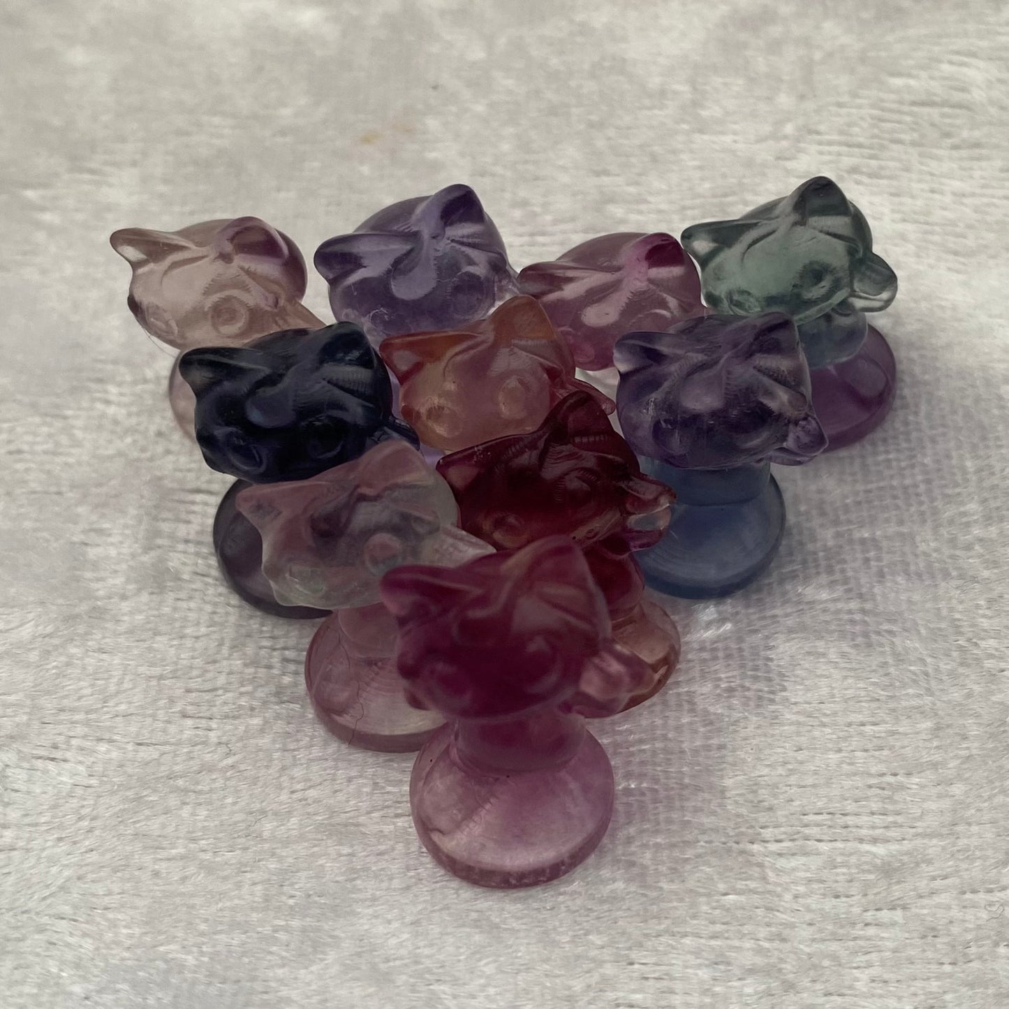 Mini Rainbow Fluorite Pokémon Meowth carvings