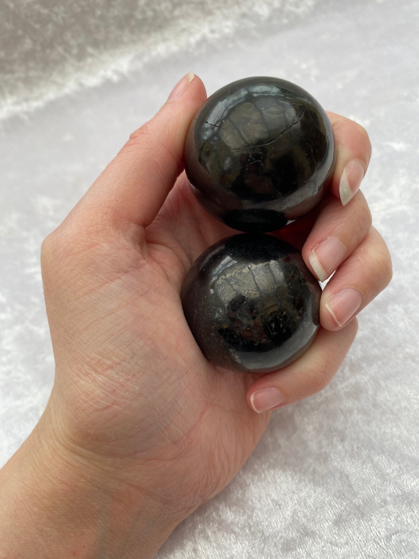 Shungite spheres