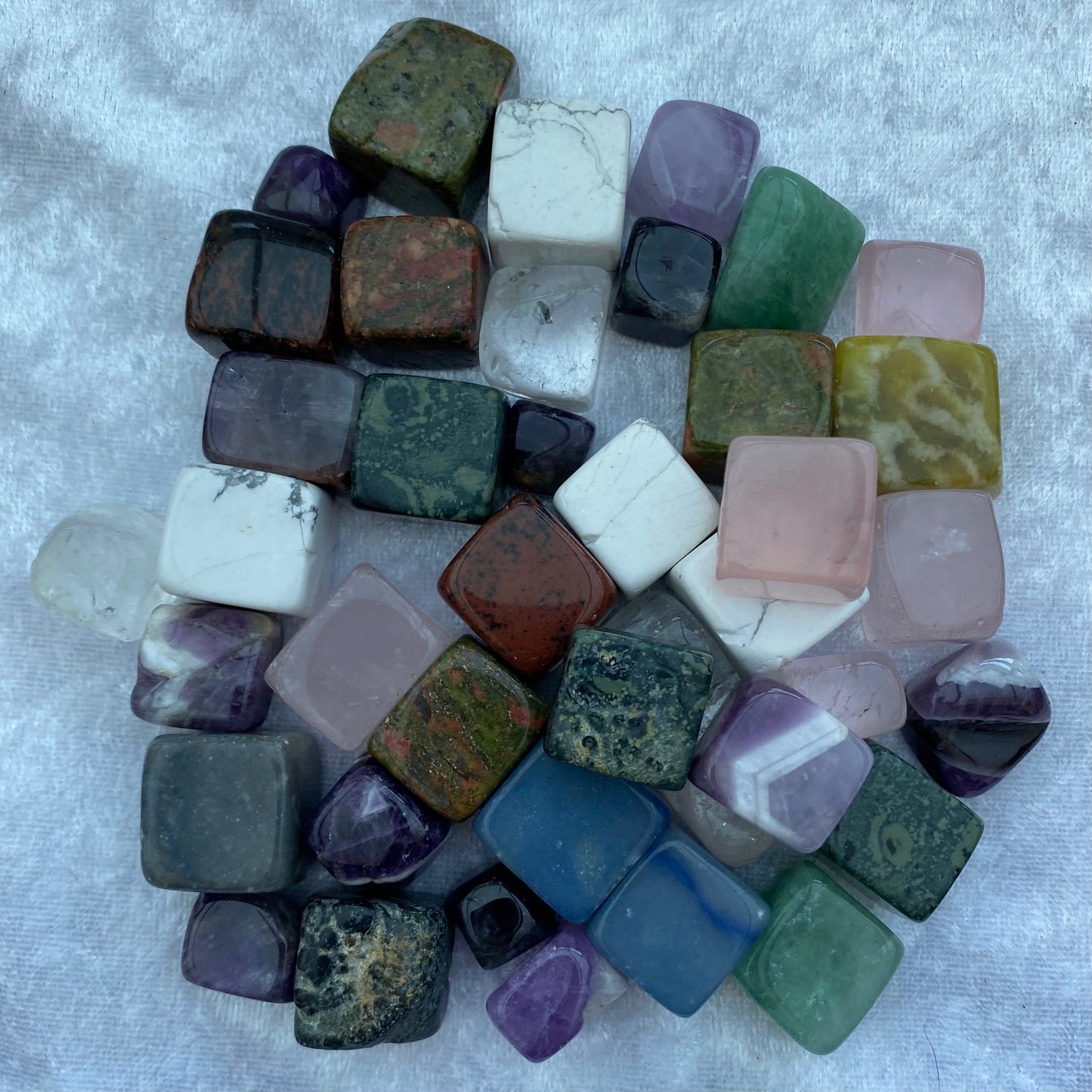 Mini crystal cubes
