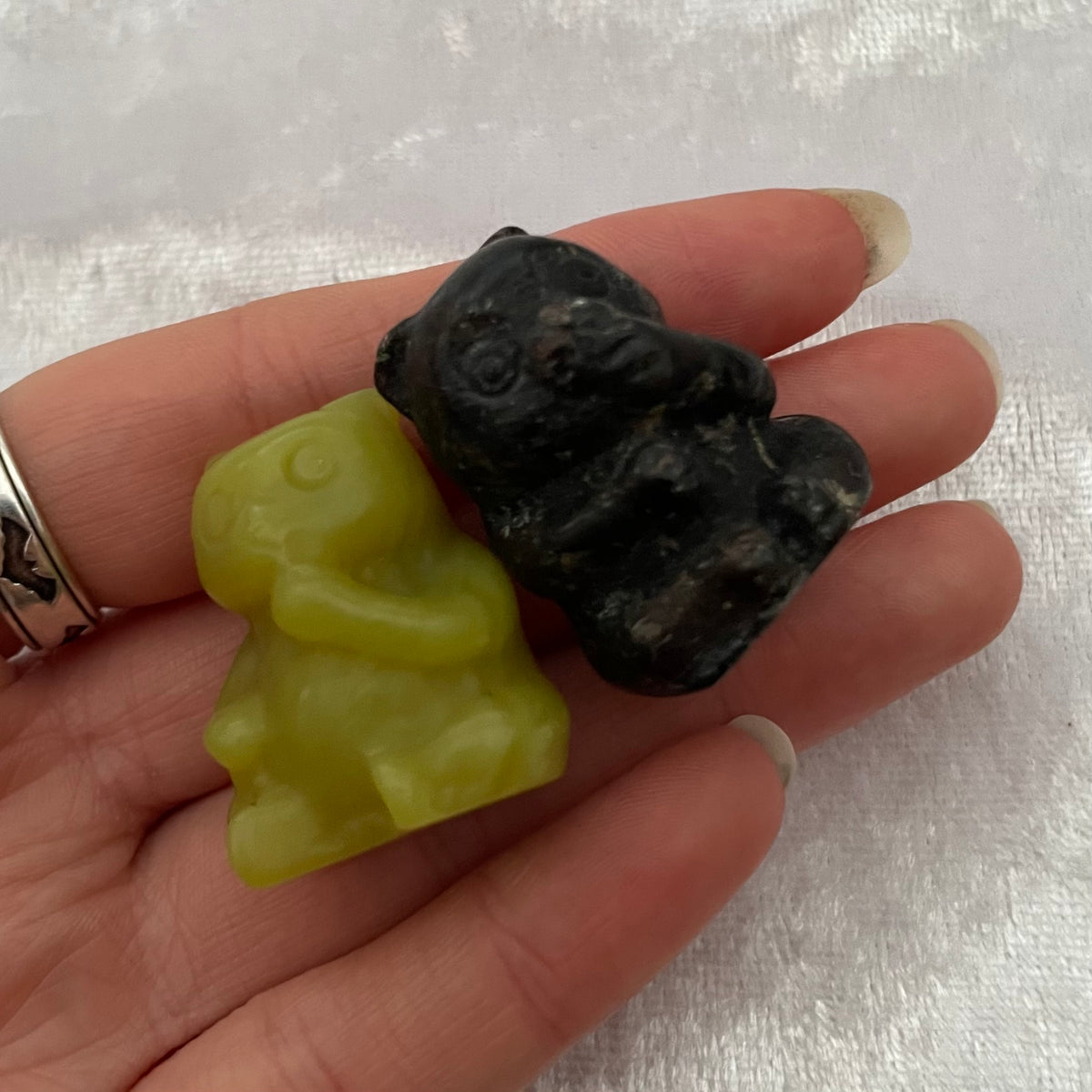 Mini Garnet in Arfvedsonite and Yellow Serpentine Bear Carvings