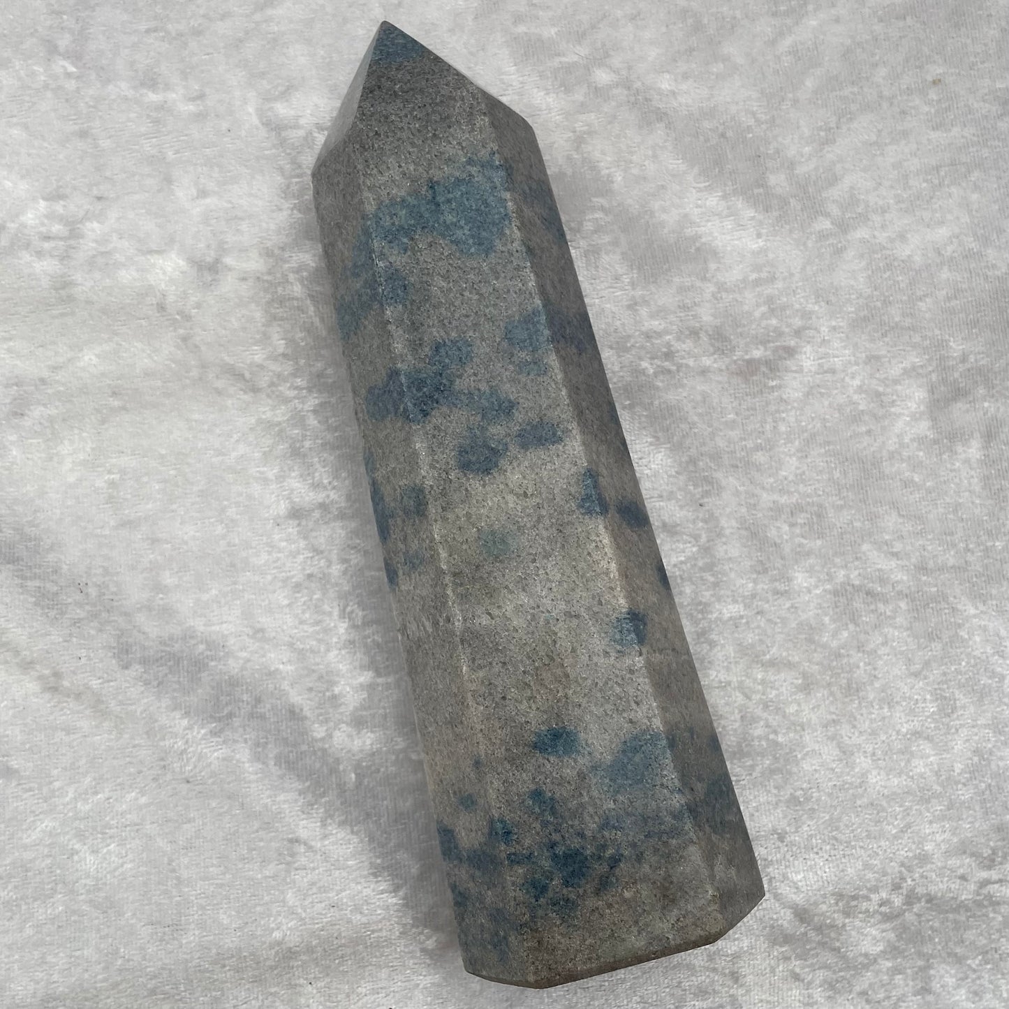 Apatite in Cleavelandite Tower