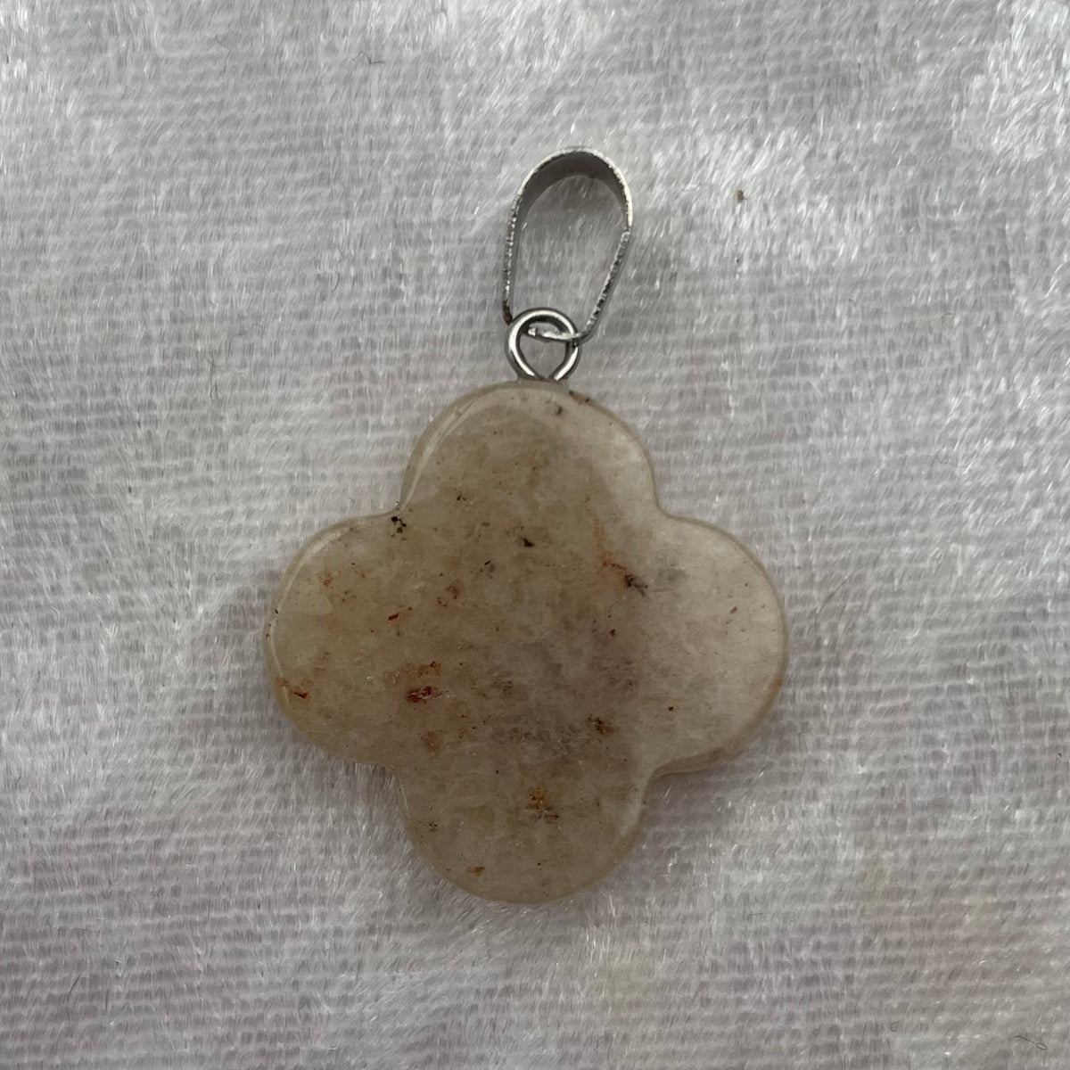 Hematoid Quartz Flower Pendant