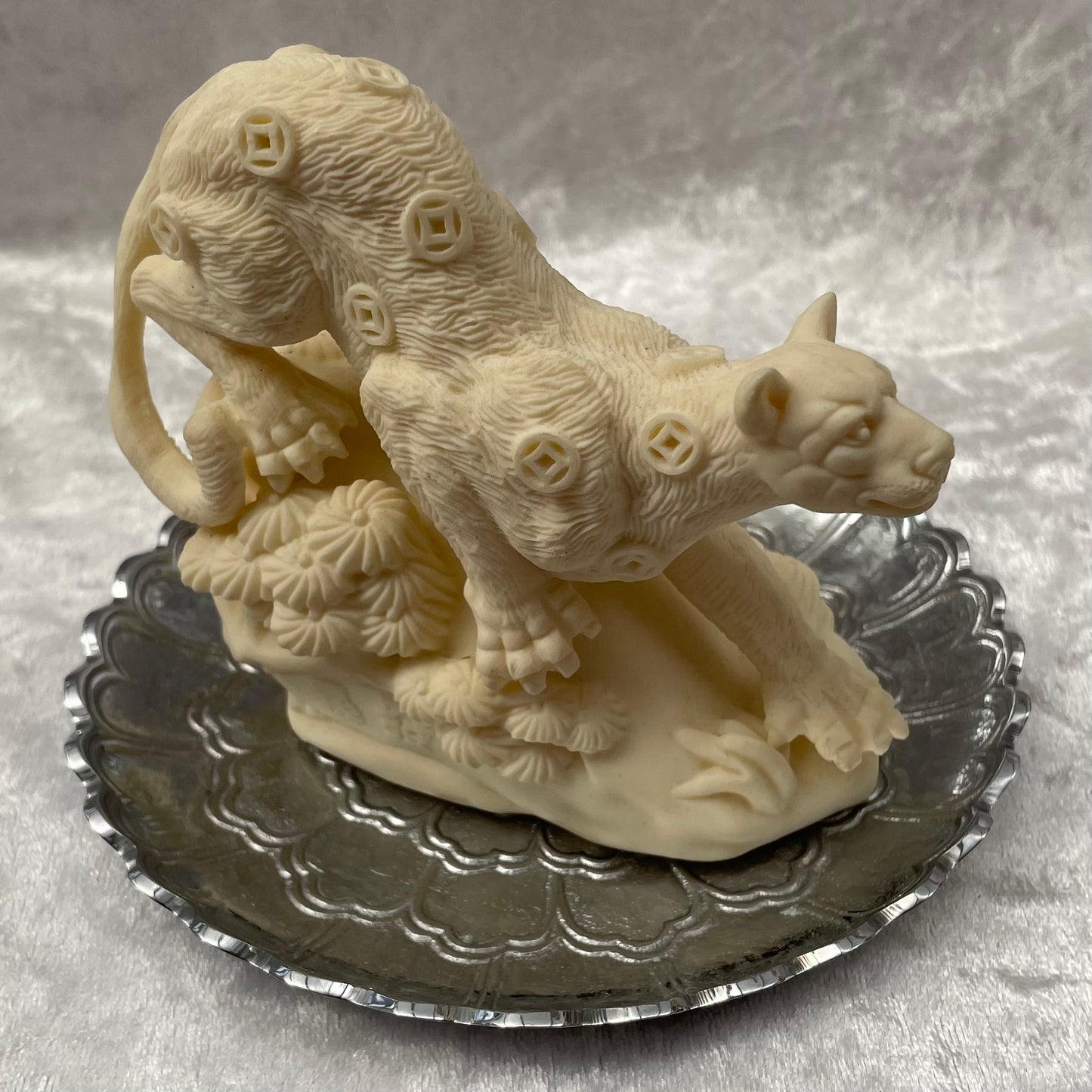 Lucky Chinese Leopard Figurine