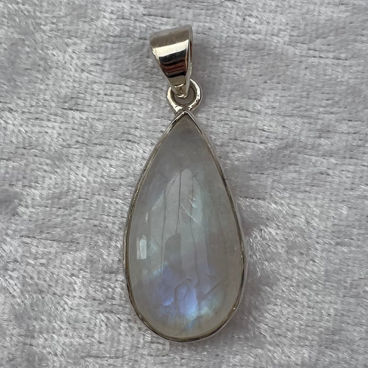 Rainbow Moonstone Pendant