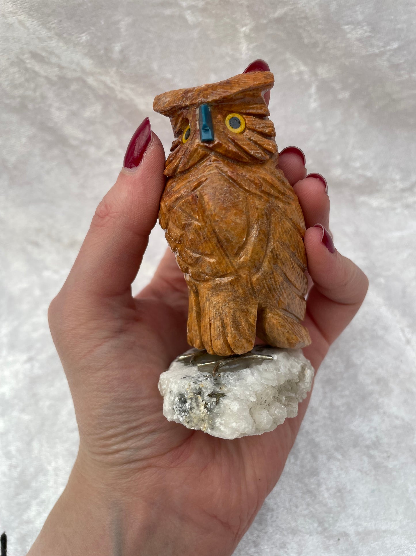 Crystal Owl in Multiple Stones