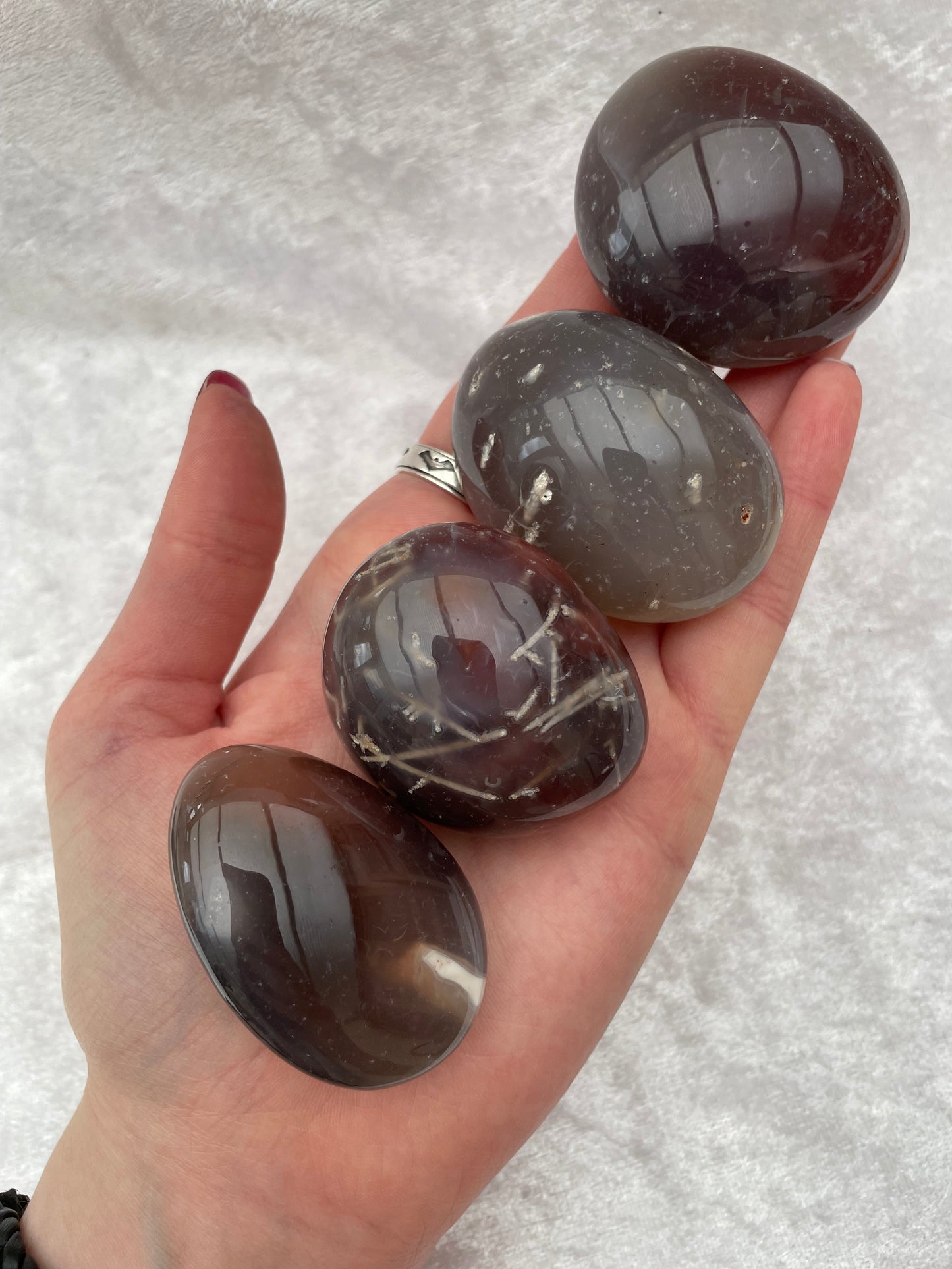 Zimbabwe Agate Tumbled Palmstone Gallets