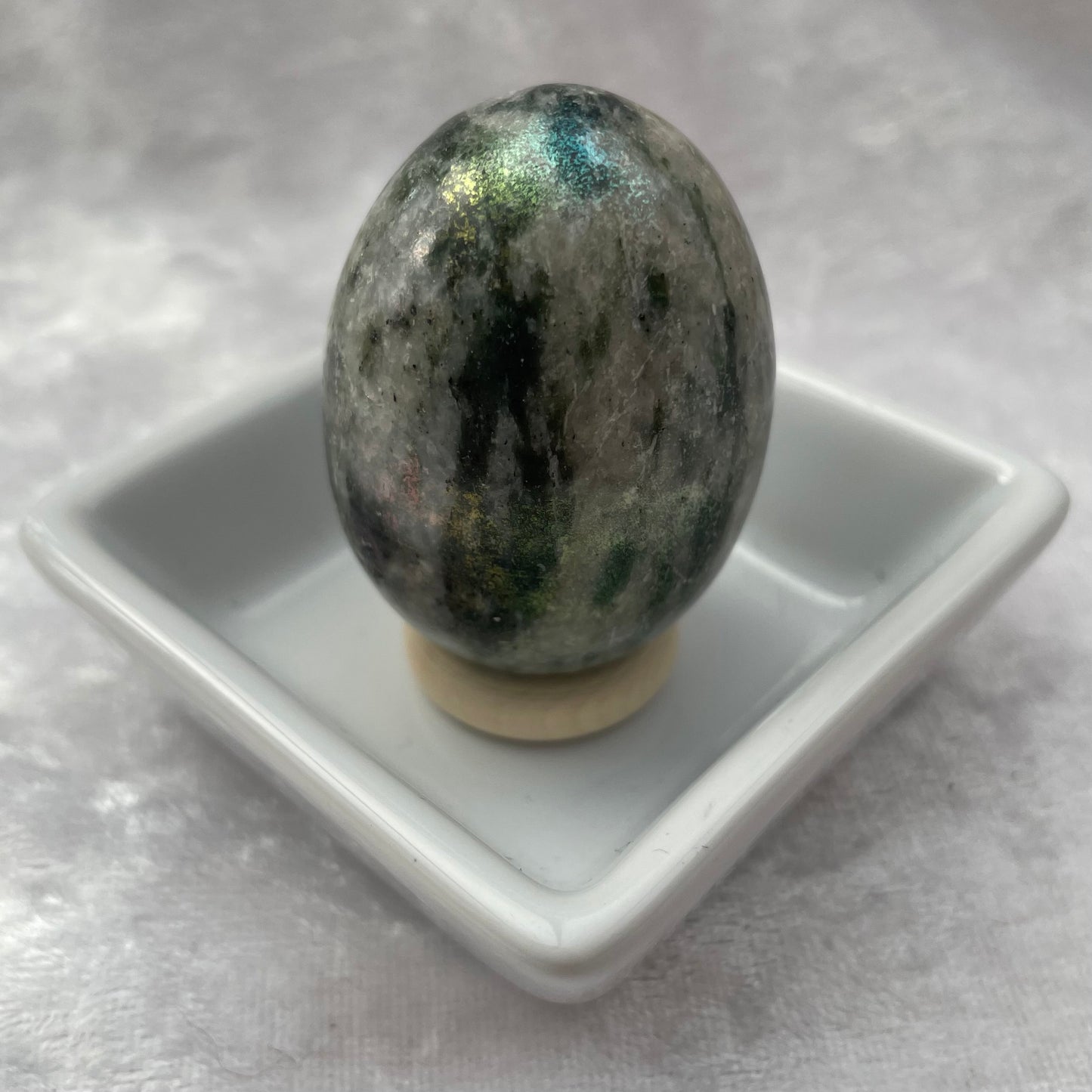 Aura Serpentine Egg