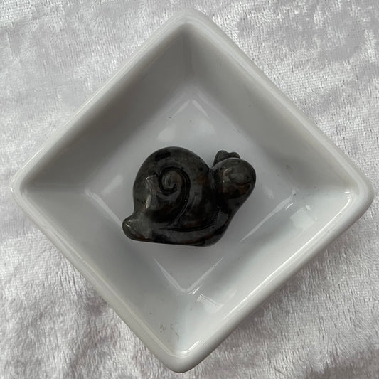 Mini Yooperlite Snail Carving