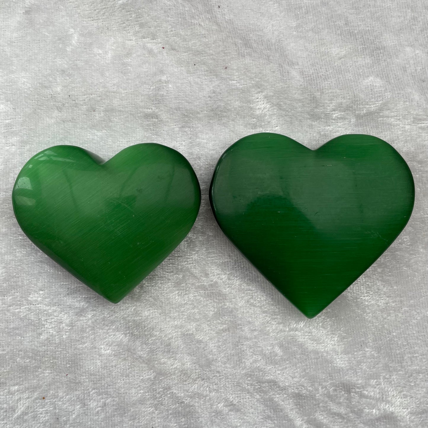 Green Cats Eye Hearts