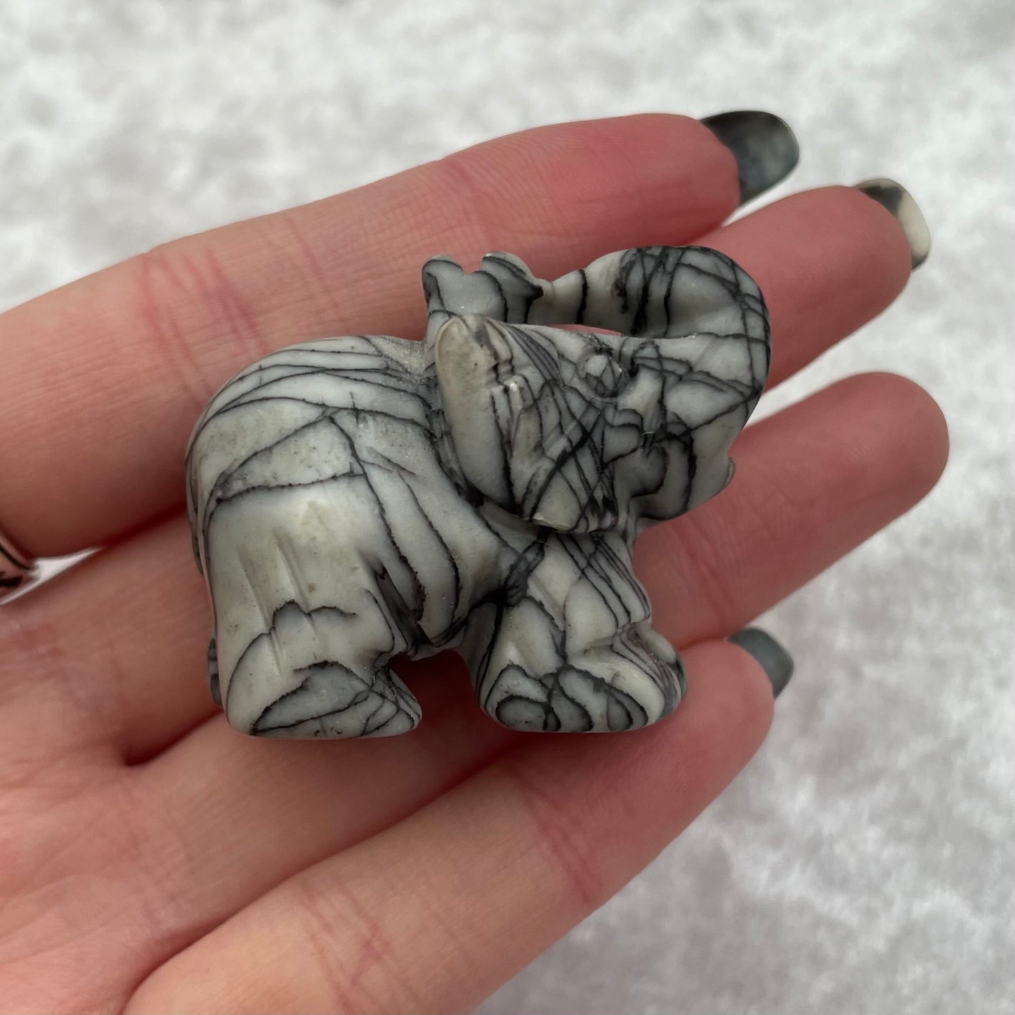 Net Jasper Elephant Carving