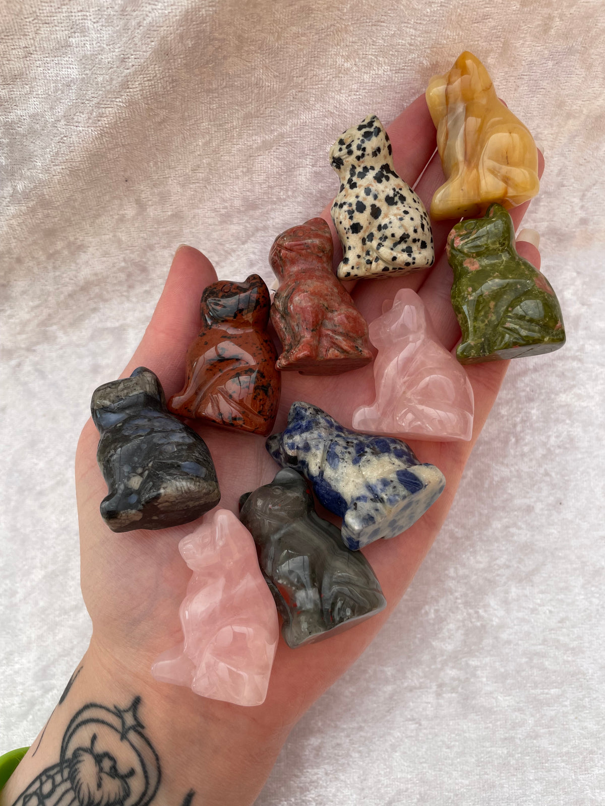 Crystal Cat Carvings