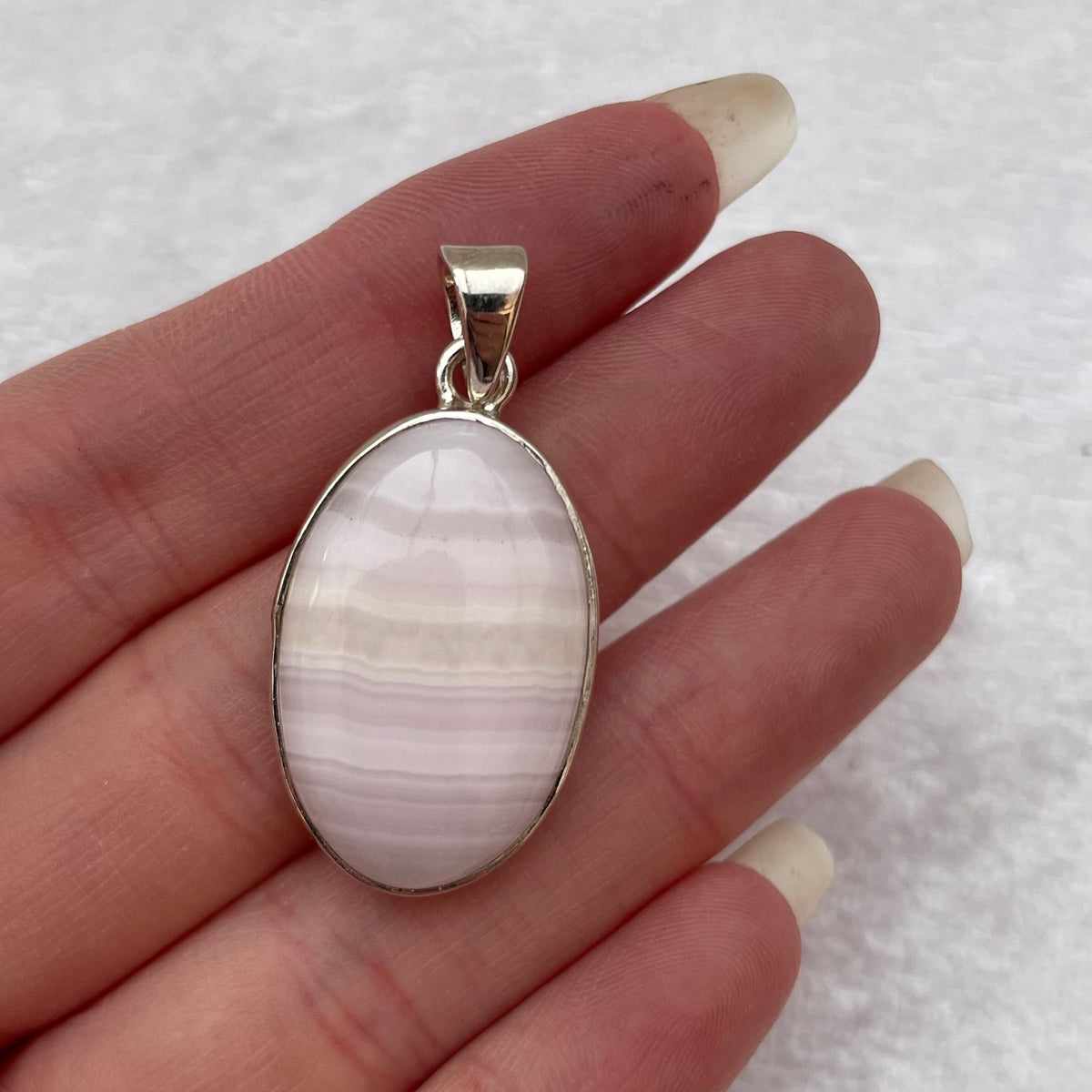 Mangano Calcite Pendant