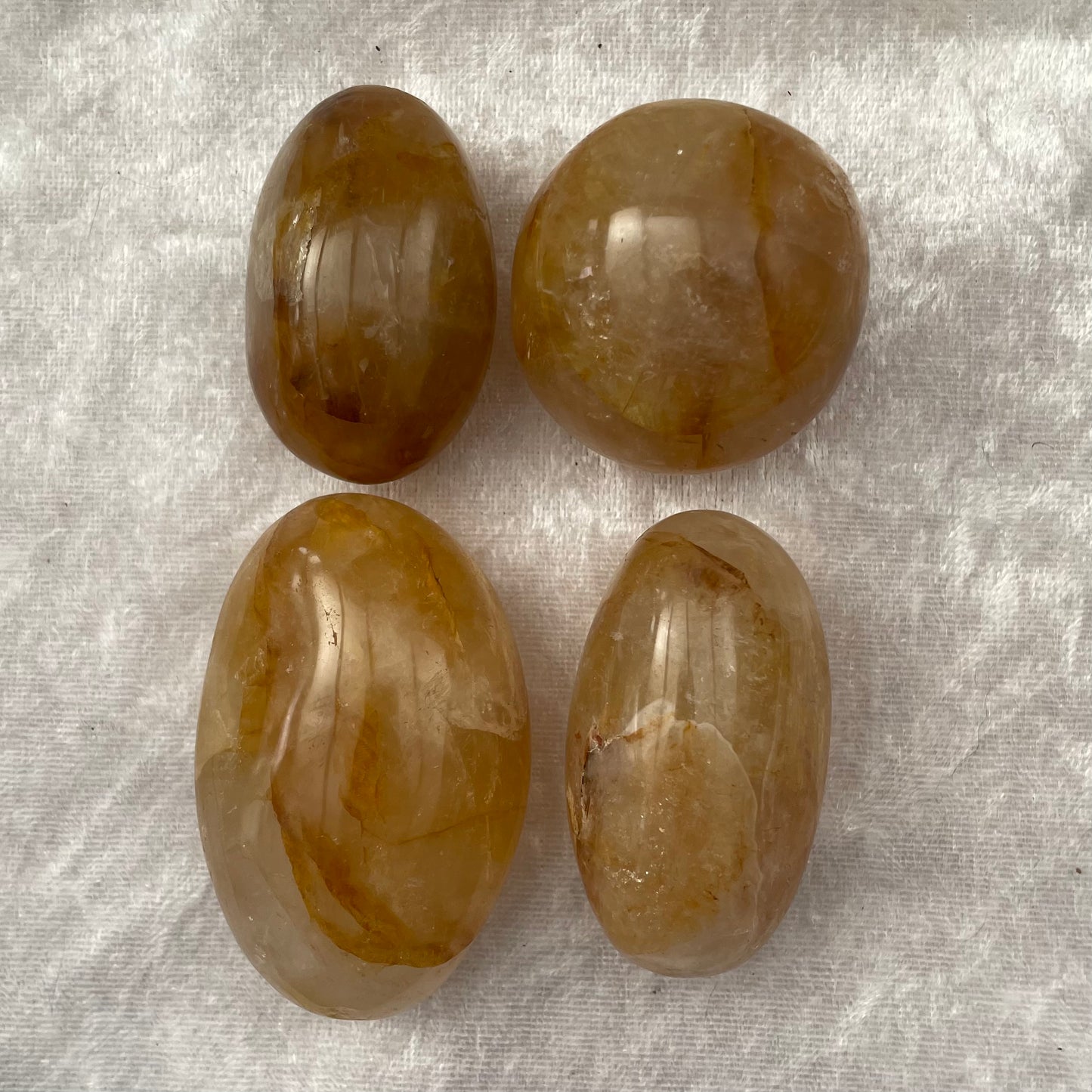 Golden Healer Quartz Palmstone Gallets