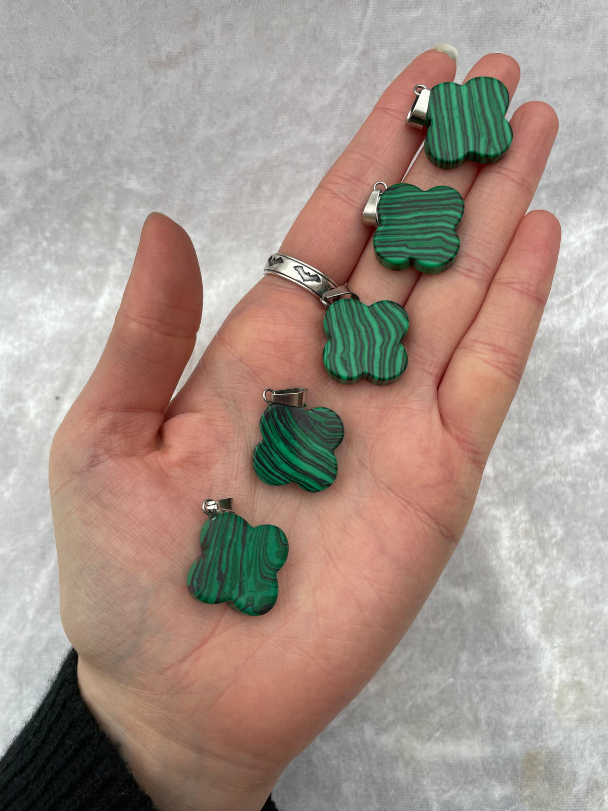 Artificial Malachite Flower Pendants