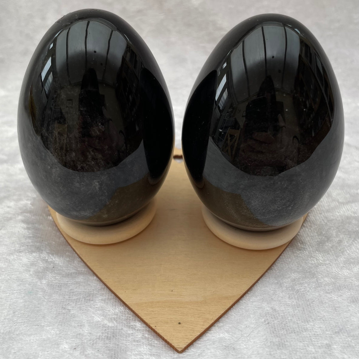 Sheen Obsidian Eggs