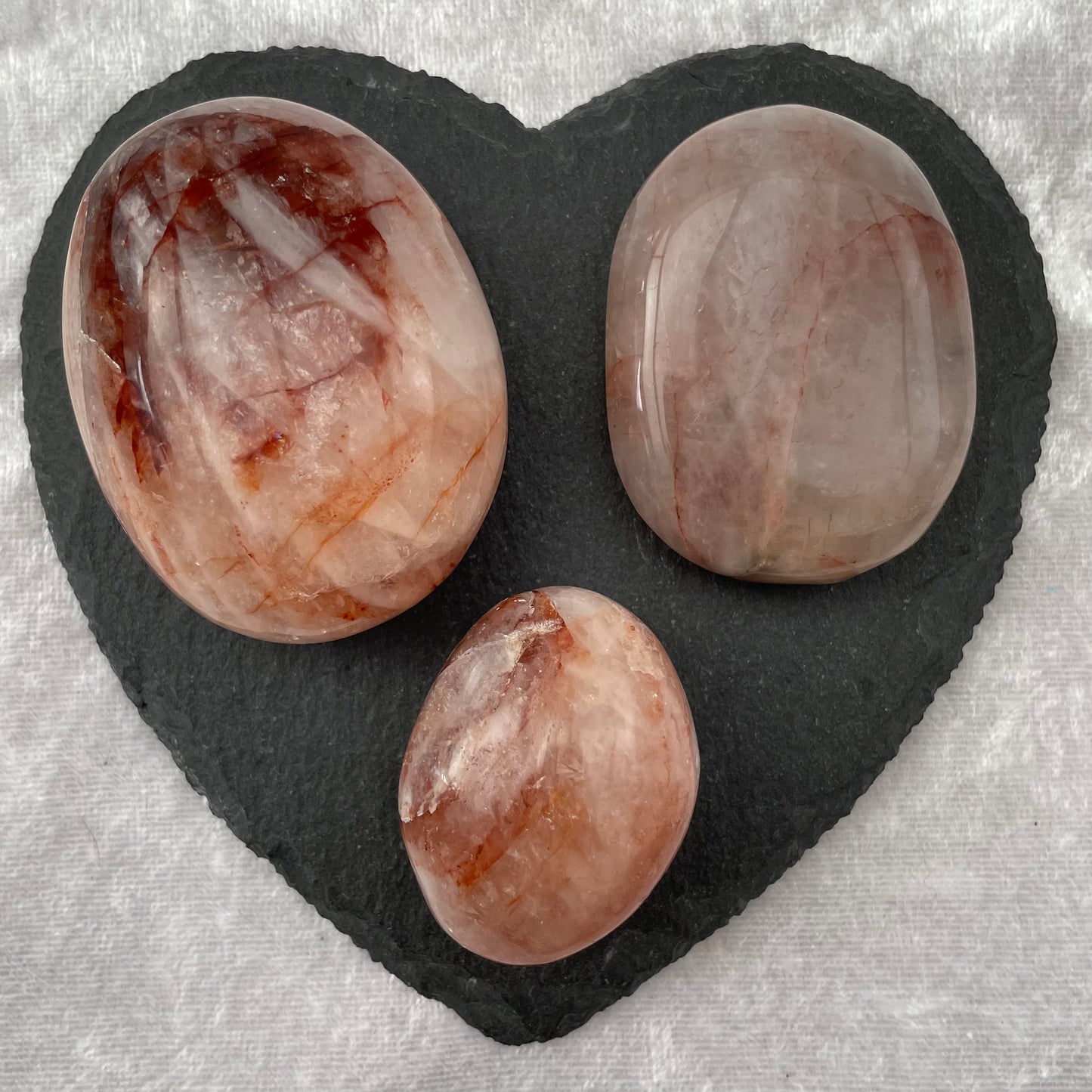 Red Hematoid Quartz Palmstone Gallet