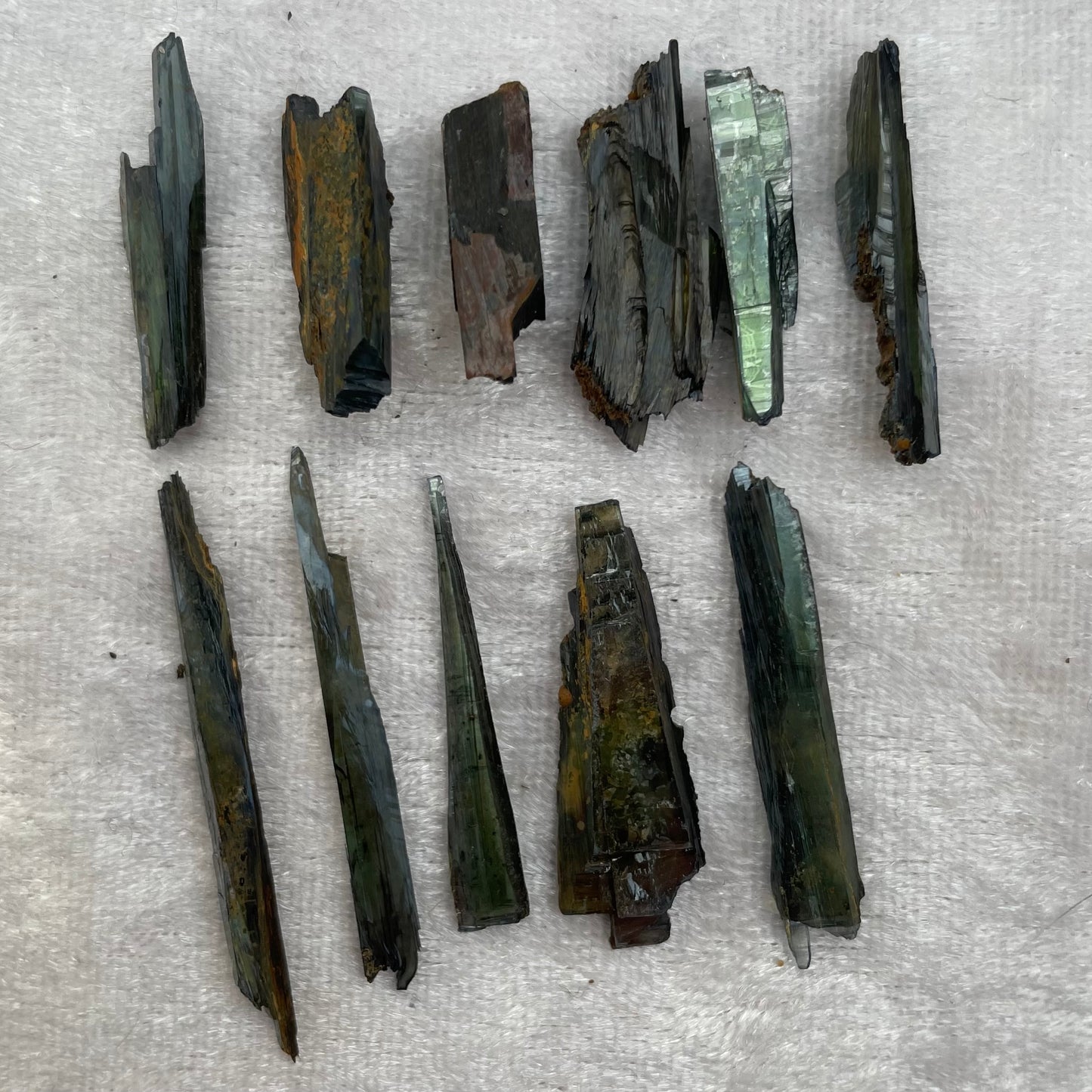 Small Vivianite Shards