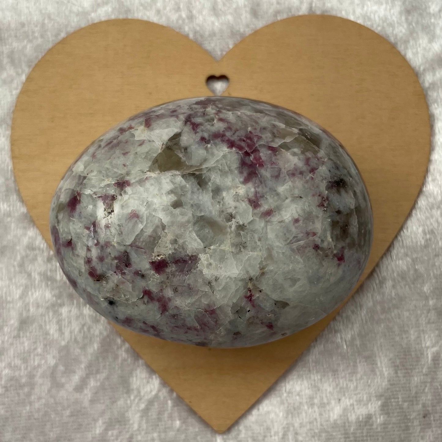 Large Pink Tourmaline In Quartz Palmstone Gallet