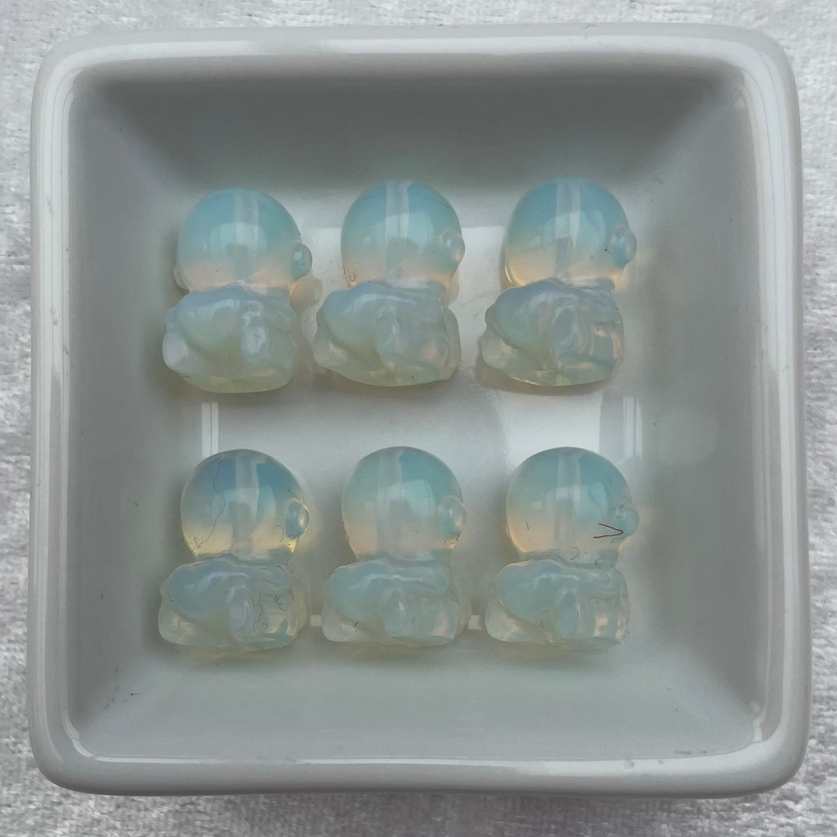 Mini Opalite Spaceman Astronaut Carvings