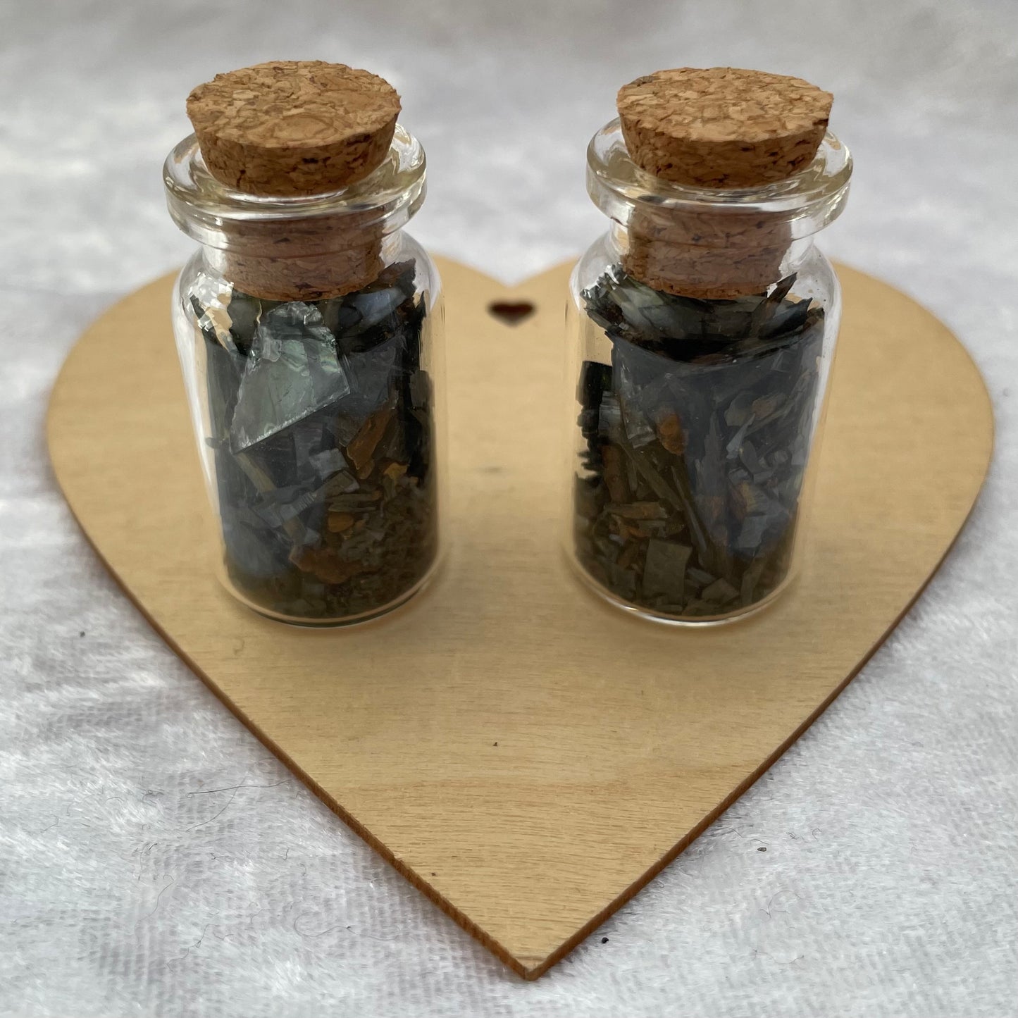 Vivianite Shards Chip Bottles
