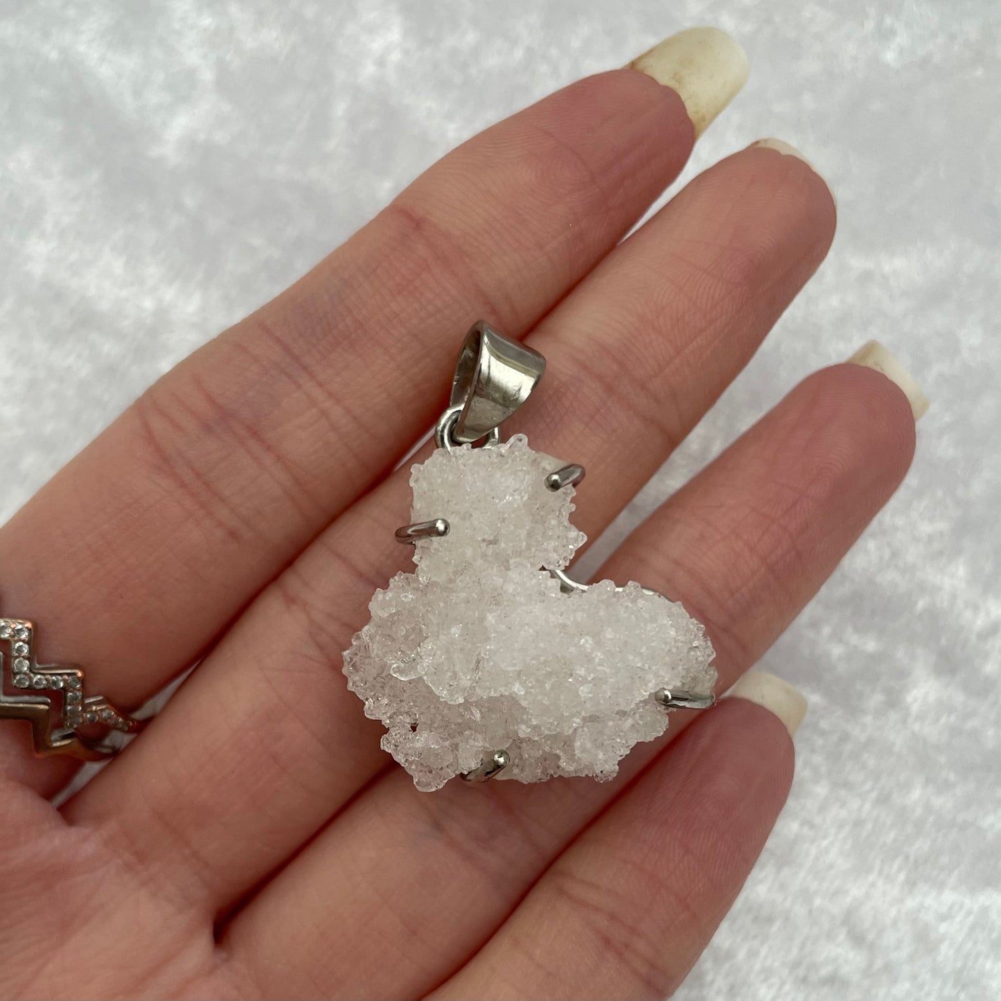 Quartz cluster pendant