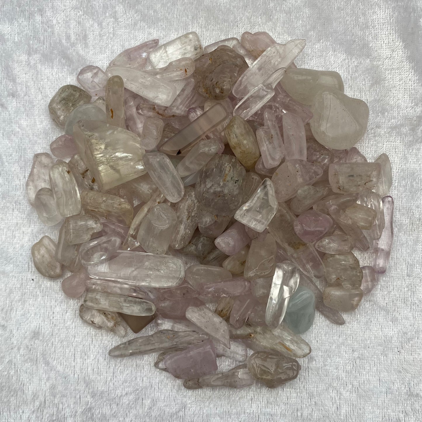 Tumbled Kunzite chips