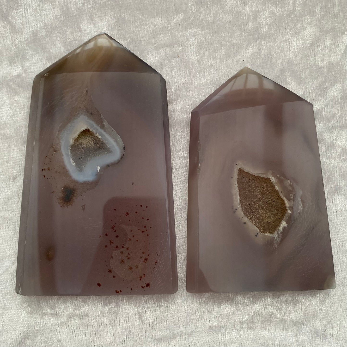 Grey Agate pointed slices